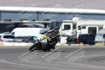 media/Apr-19-2025-CVMA (Sat) [[586b59ad56]]/Race 10-Amateur Supersport Middleweight/